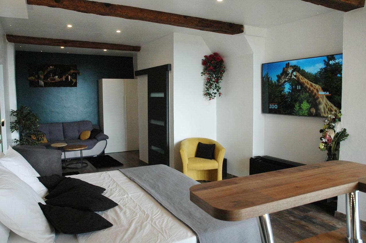 Bed and Breakfast L'Essens Fayence Exterior foto